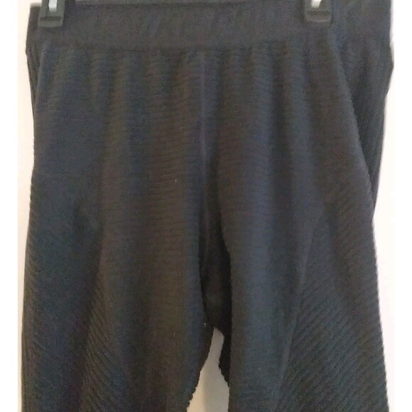 NWT Womens Nike Pro Hyperwarm Black Training Tight Fit Built In Shorts Sz L - Picture 3 of 7